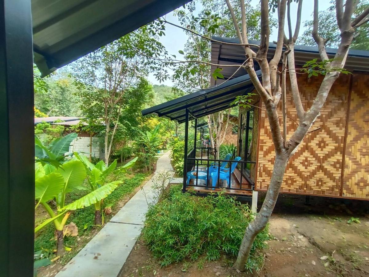 Koh Mook Bamboo Bungalows Ngoại thất bức ảnh